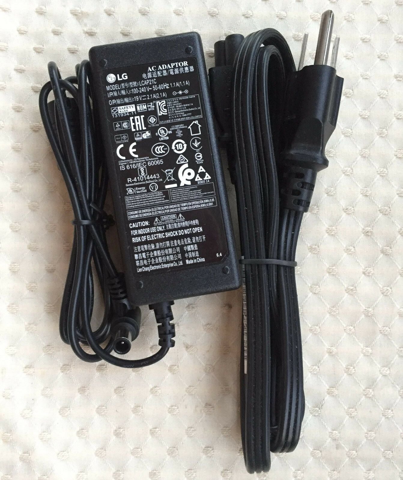 @New Original OEM LG 19V 2.1A AC Adapter for LG 29UM58-P,29UM58 IPS LED Monitor