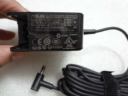 Original OEM 45W AC/DC Adapter for Asus TP300LA-C4023H,TP300LA-C4025H,ADP-45AW A