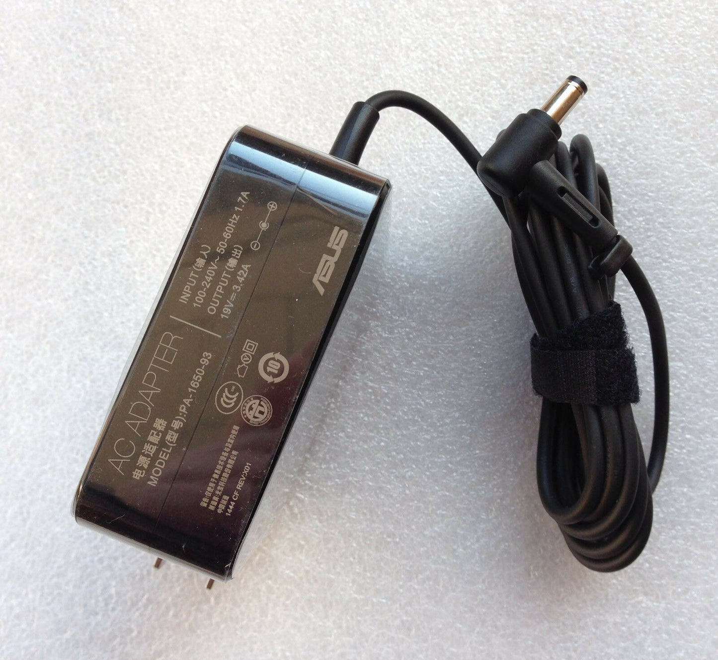 Original OEM ASUS 65W AC Adapter for ASUS Q551LN-BBI7T09 PA-1650-93 ADP-65DW B
