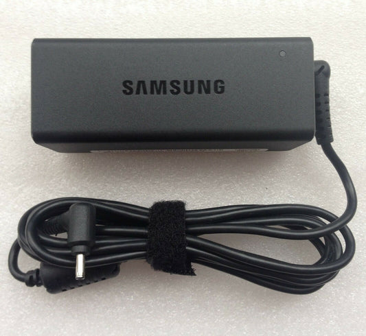 New Original Samsung AC/DC Adapter for Notebook 7 Spin NP730QAA-K01US,PA-1400-96