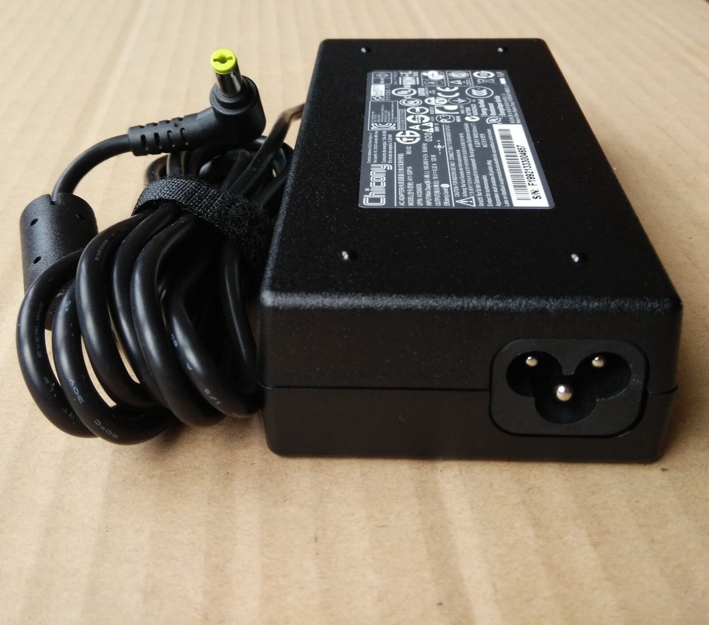 Original Genuine OEM Acer Aspire V3-771G-9875 120W AC Power Adapter Charger/Cord