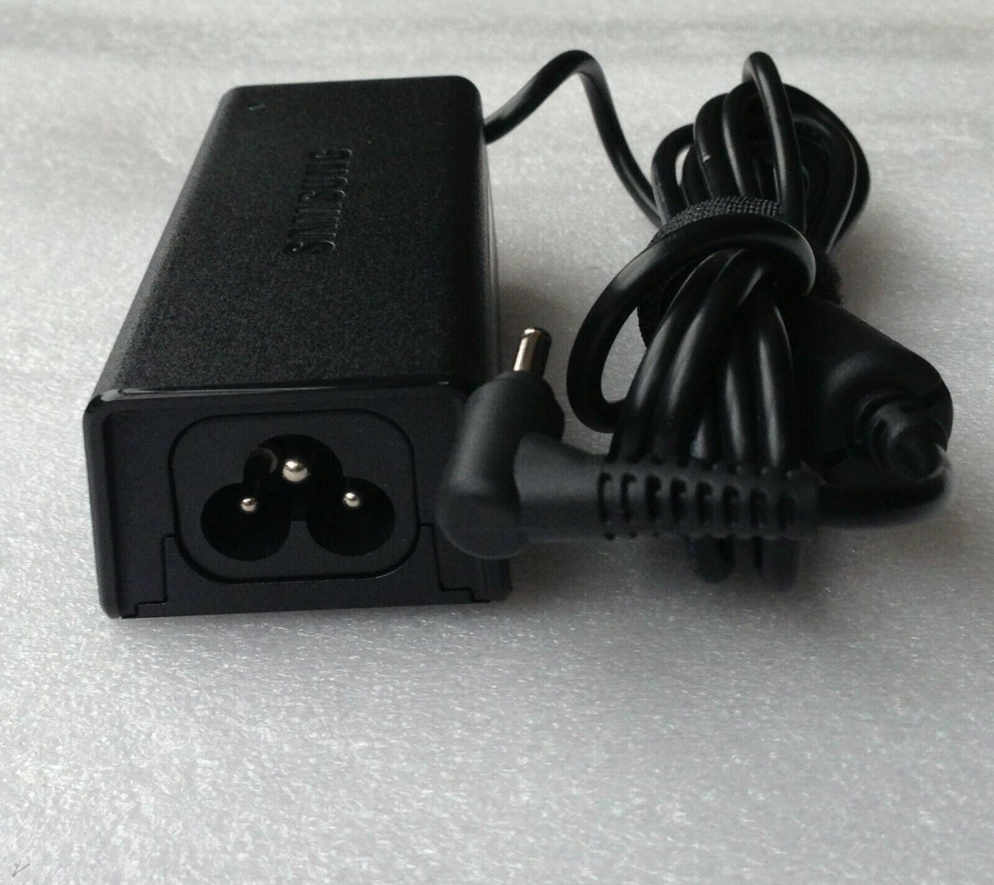 @Original OEM Power Charger Samsung NP900X3B-A01US,NP900X3B-A02US,NP900X3C-A01AU
