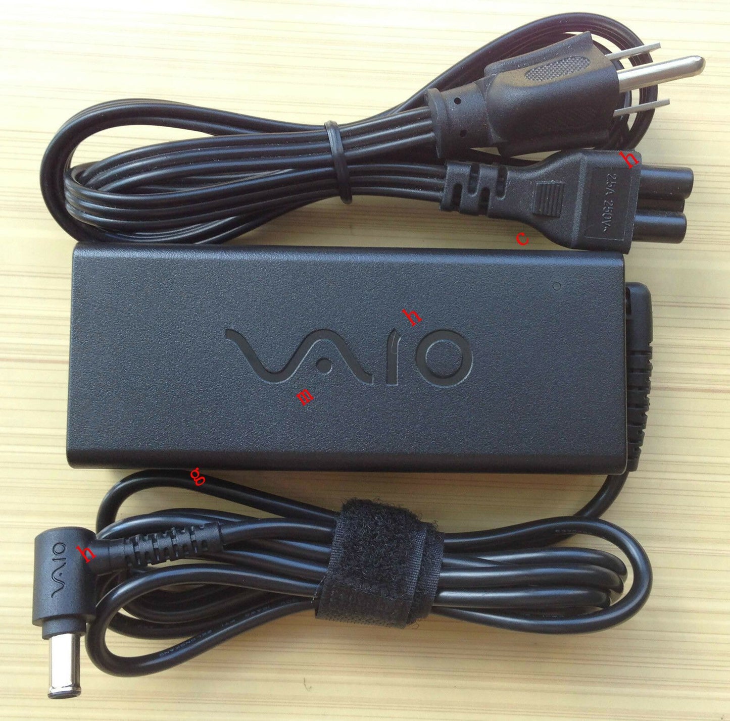 Original Genuine OEM Sony 90W Cord/Charger VAIO VGN-SR43S,VGP-AC19V32 Notebook