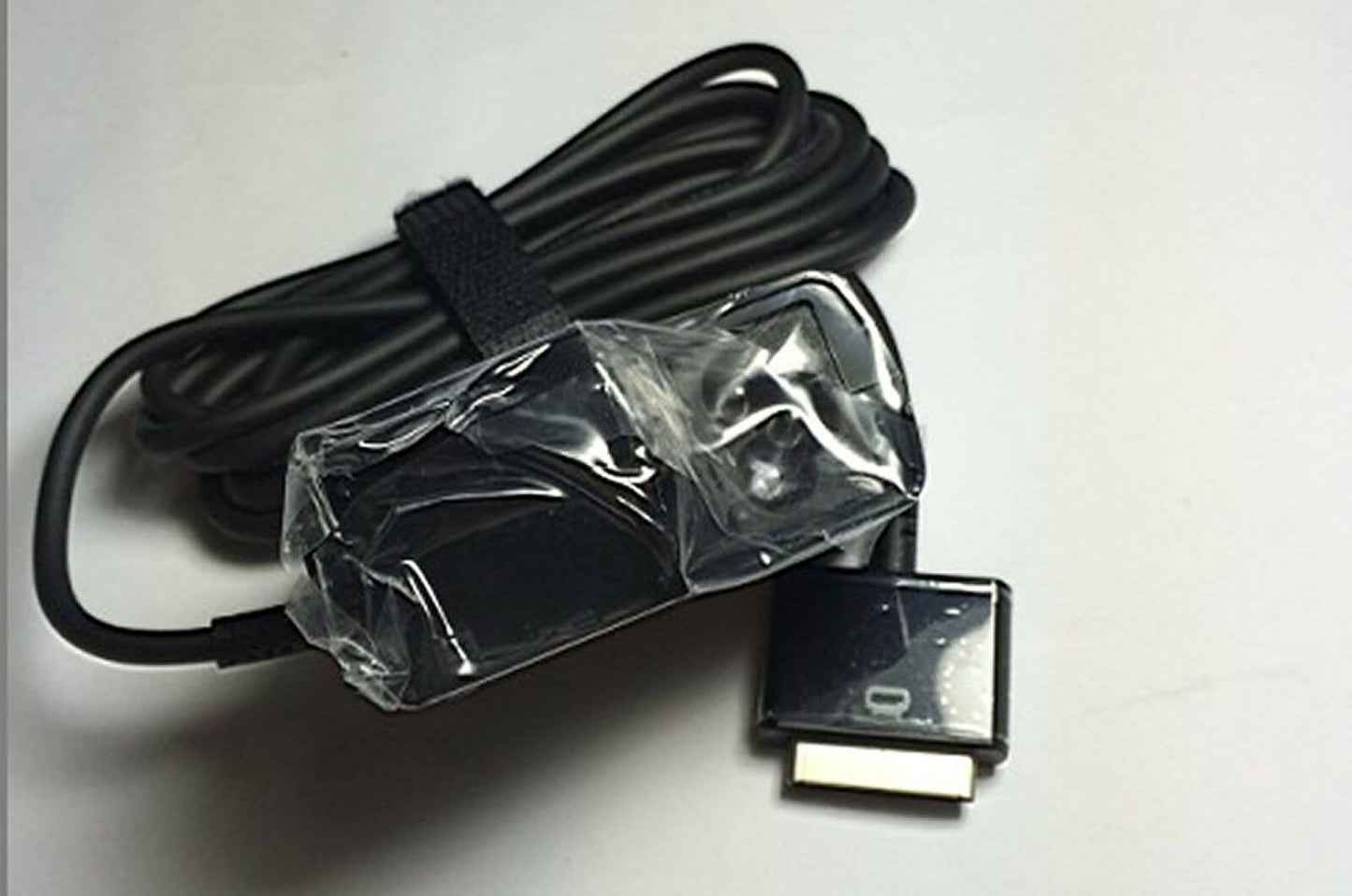 Original HP HSTNN-DA34 686120-001 Cord/Charger ElitePad 1000 G2 Tablet (G1W32PA)
