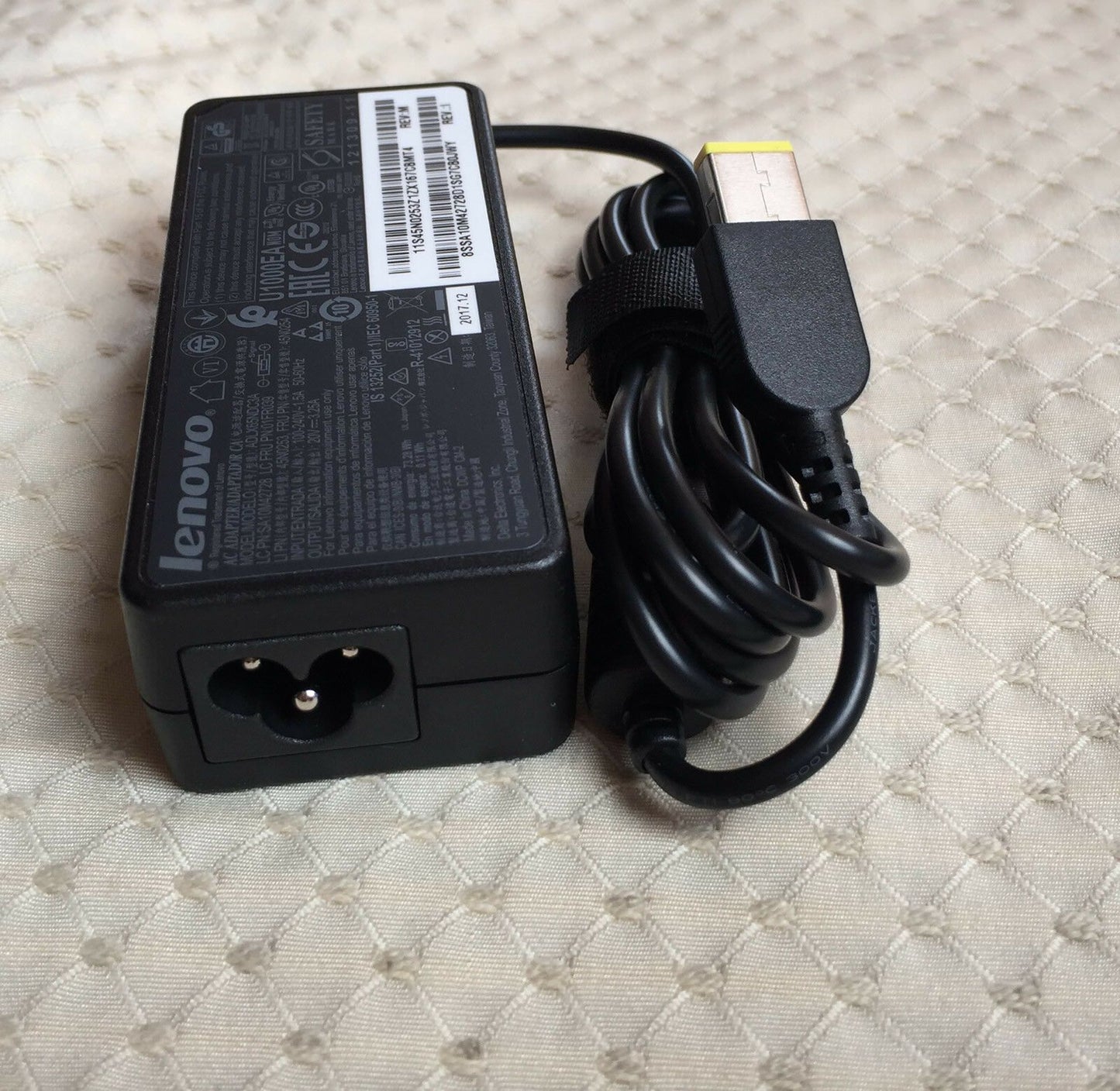 @Original OEM Lenovo 65W 20V COO AC Adapter for Lenovo V110-17ISK Series Laptop