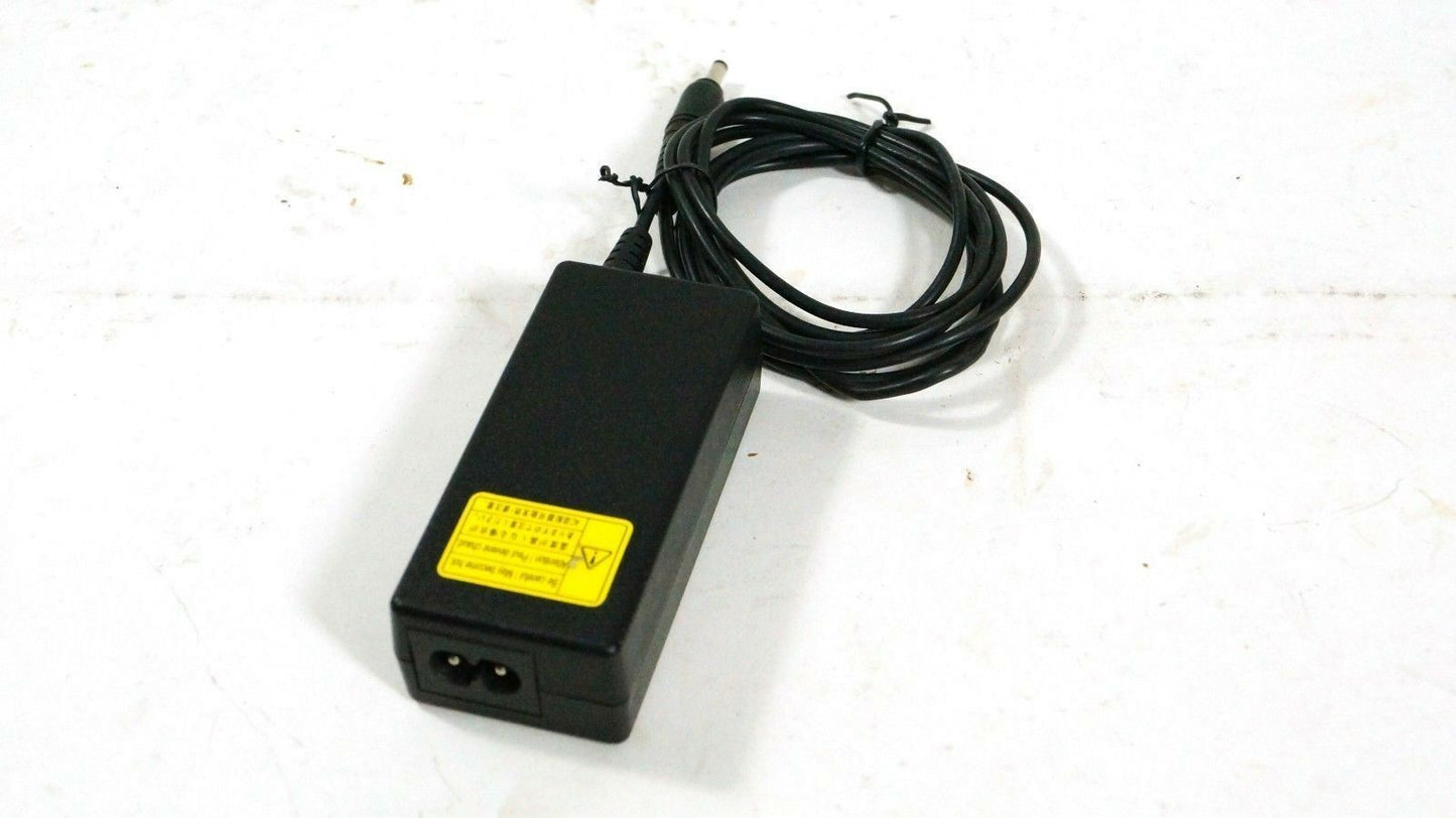 Original OEM Toshiba 45W 19V AC/DC Adapter for Satellite W30DT-A-100,W30DT-A-00D