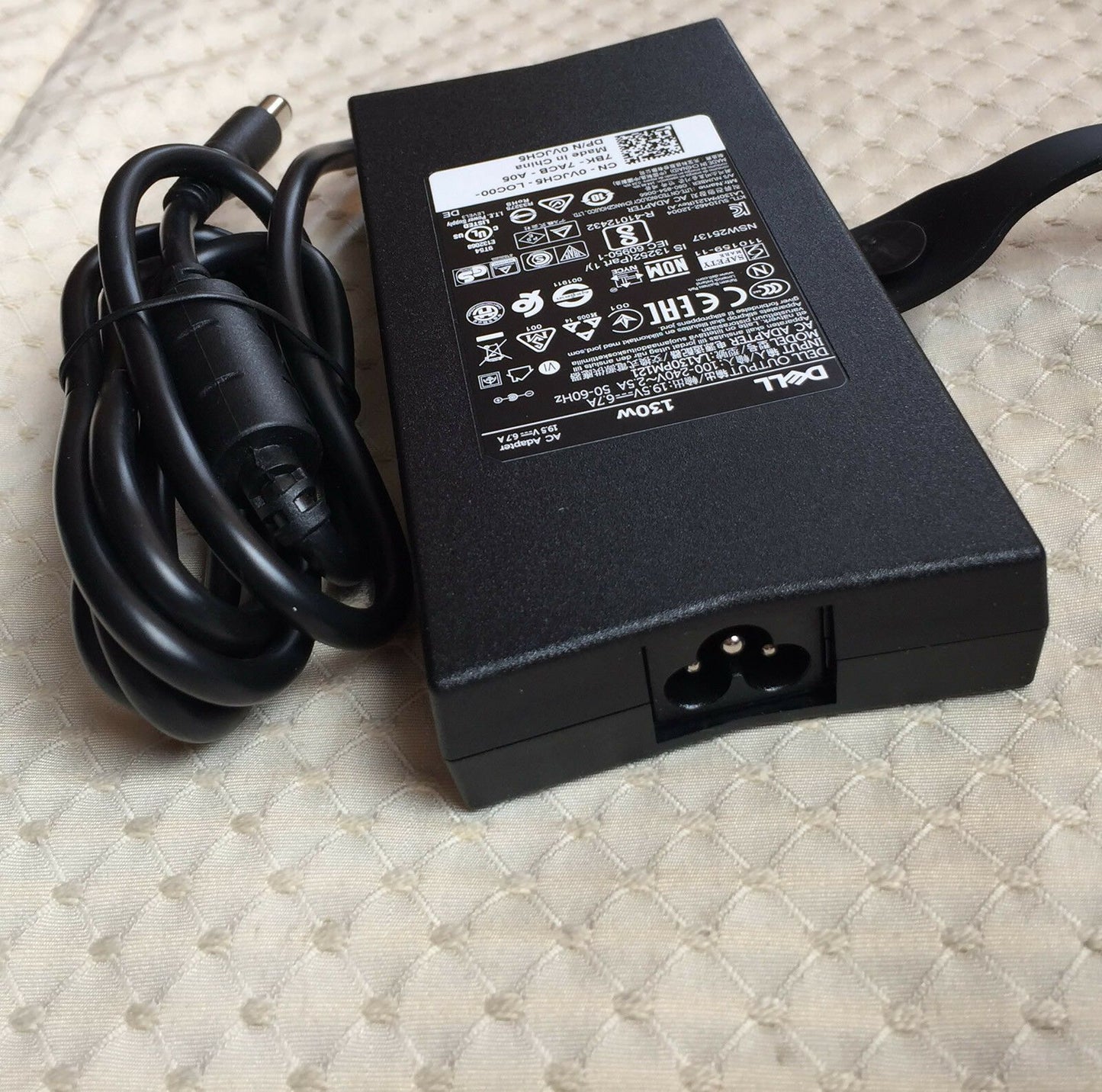 Original OEM Dell Inspiron 15-7567 P65F001,VJCH5,LA130PM121 130W AC Adapter&Cord