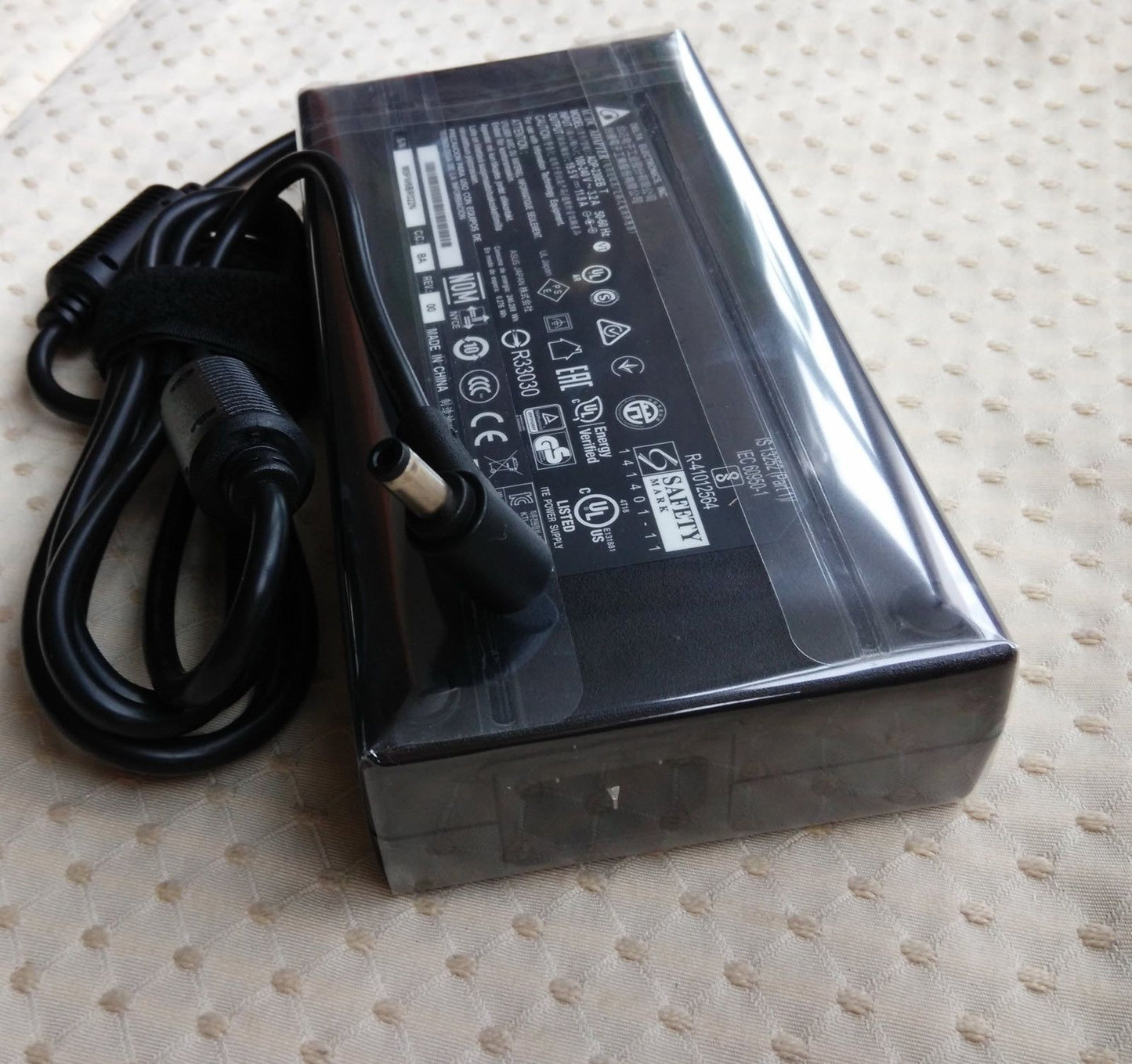 New Original OEM Delta 230W Cord/Charger ASUS ROG Strix GL502VS-WS71,ADP-230EB T