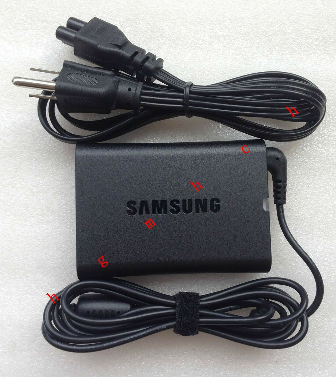 Original OEM Samsung 40W Slim Charger NP900X3C-A02DE,NP900X3C-A02CA,AD-4019SL PC