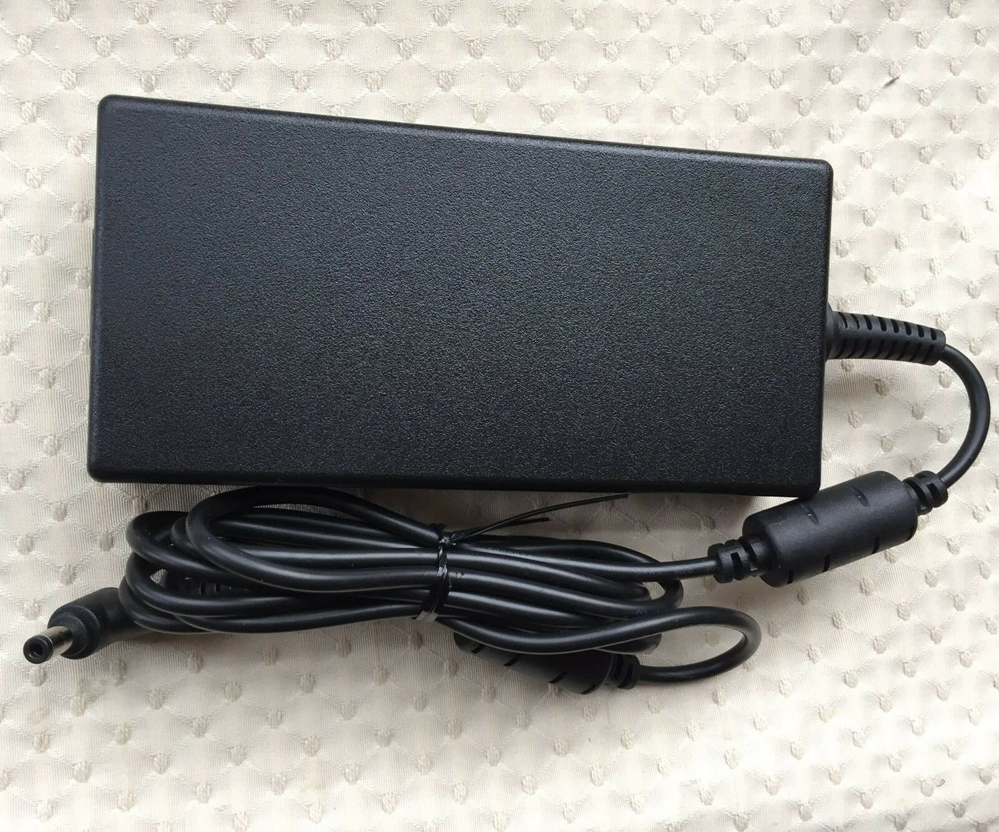 Original OEM Delta MSI 180W AC Adapter for MSI GE72VR Apache Pro-009,ADP-180MB K